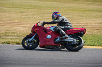 anglesey-no-limits-trackday;anglesey-photographs;anglesey-trackday-photographs;enduro-digital-images;event-digital-images;eventdigitalimages;no-limits-trackdays;peter-wileman-photography;racing-digital-images;trac-mon;trackday-digital-images;trackday-photos;ty-croes